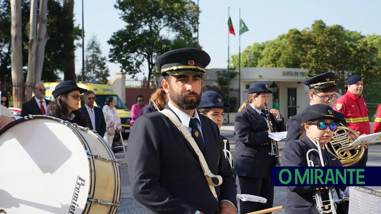 Comemorações do 25 de Abril na Golegã arrancam com homenagens
