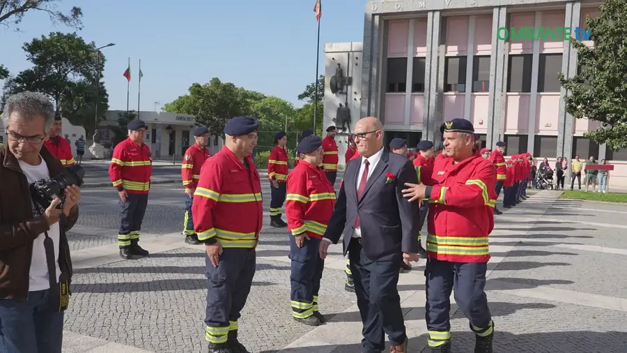 Comemorações do 25 de Abril na Golegã arrancam com homenagens