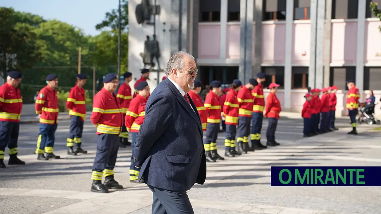 Comemorações do 25 de Abril na Golegã arrancam com homenagens