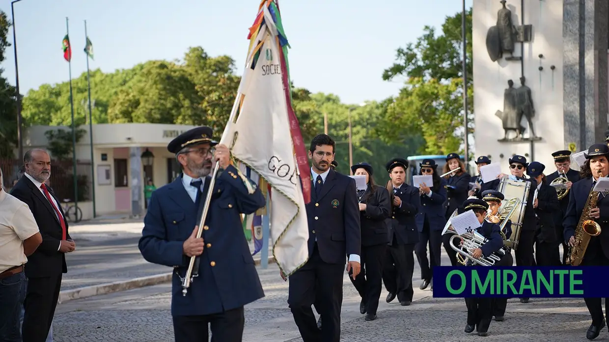 Comemorações do 25 de Abril na Golegã arrancam com homenagens
