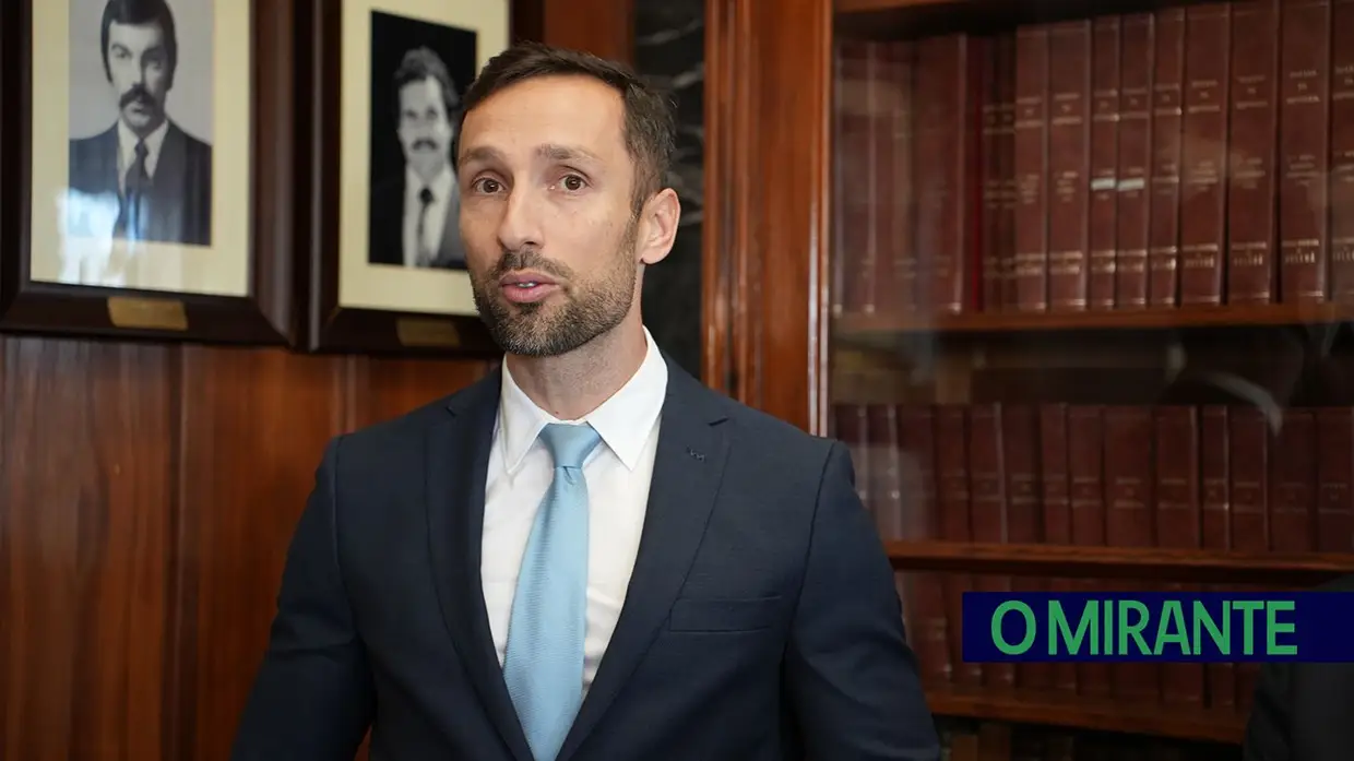 Comemorações do 25 de Abril na Golegã arrancam com homenagens