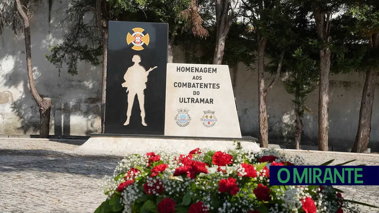 Comemorações do 25 de Abril na Golegã arrancam com homenagens