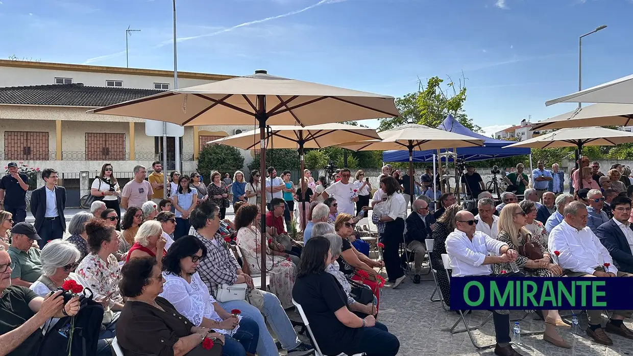 Comemorações do 25 de Abril em Abrantes com inauguração da Praça da Liberdade