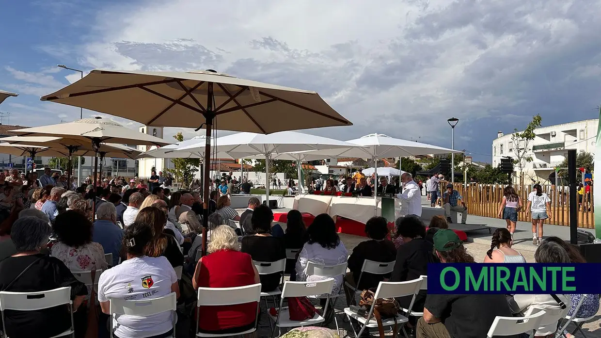 Comemorações do 25 de Abril em Abrantes com inauguração da Praça da Liberdade