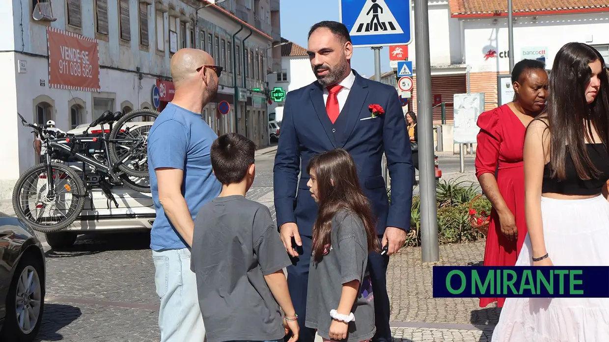 Entroncamento assinala 25 de Abril com apelos para agir no presente