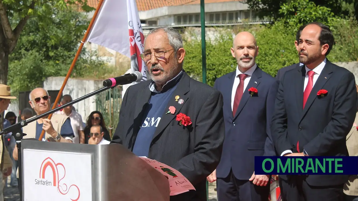 25 de Abril em Santarém com compromissos e recados ao Governo