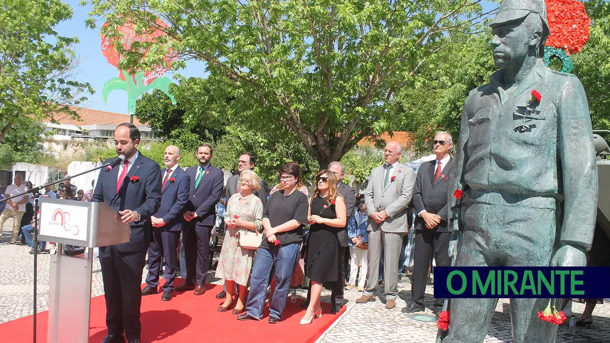 25 de Abril em Santarém com compromissos e recados ao Governo