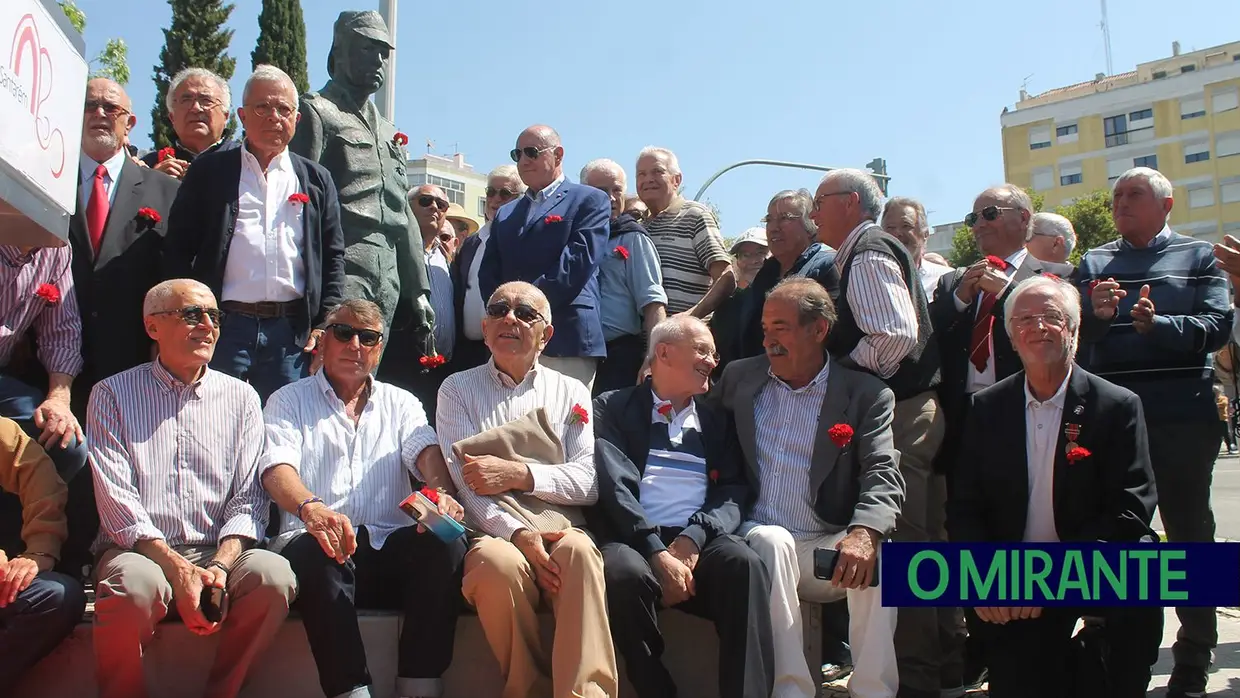 25 de Abril em Santarém com compromissos e recados ao Governo