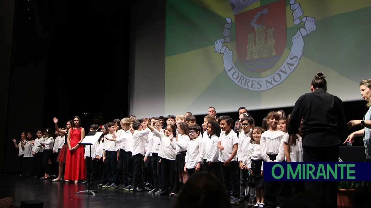 25 de Abril lembrado em Torres Novas como “responsabilidade que une todos”