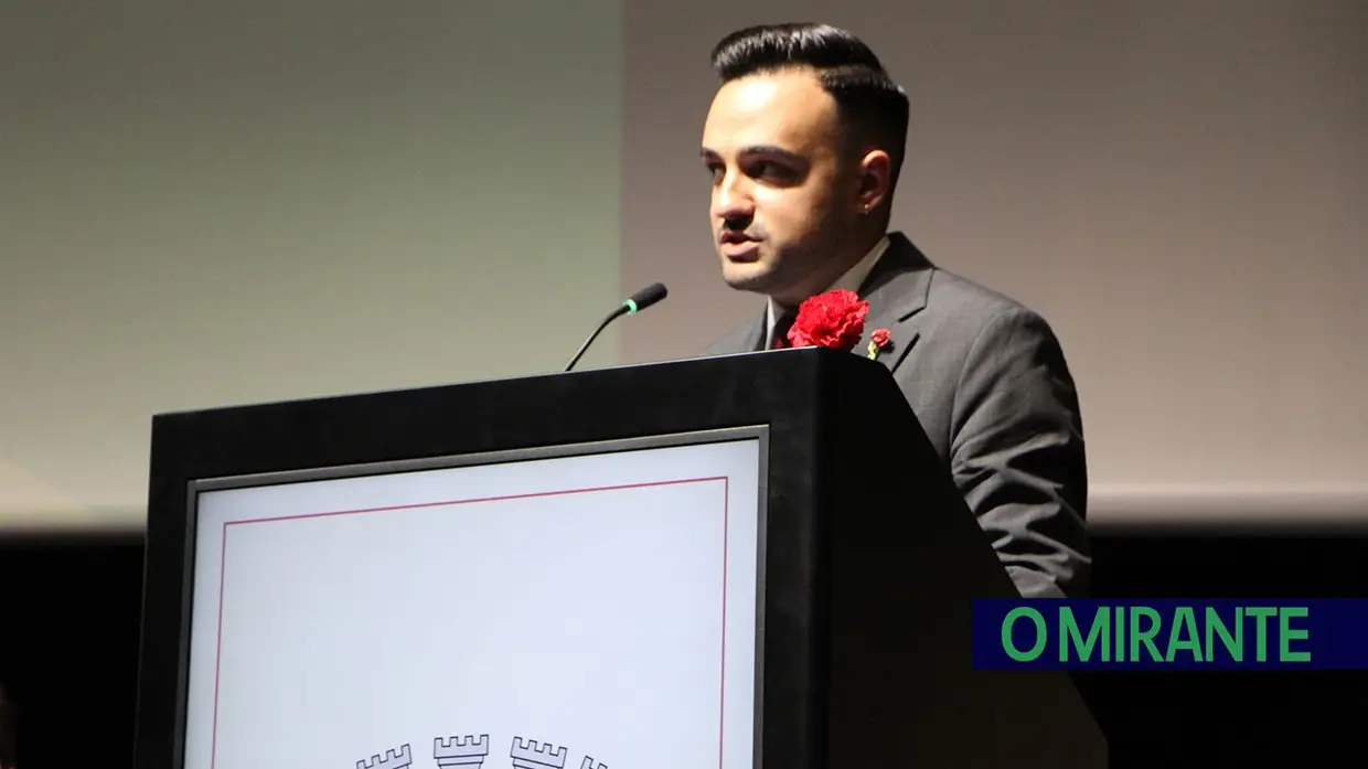 25 de Abril lembrado em Torres Novas como “responsabilidade que une todos”