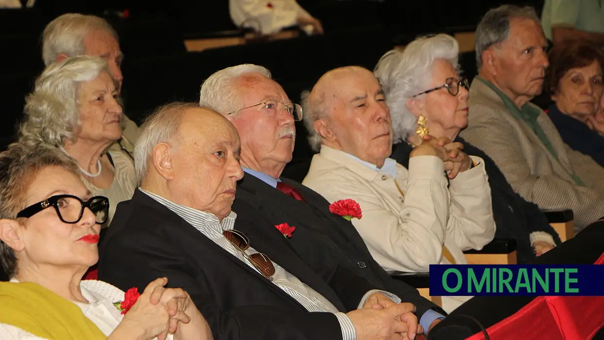 25 de Abril lembrado em Torres Novas como “responsabilidade que une todos”