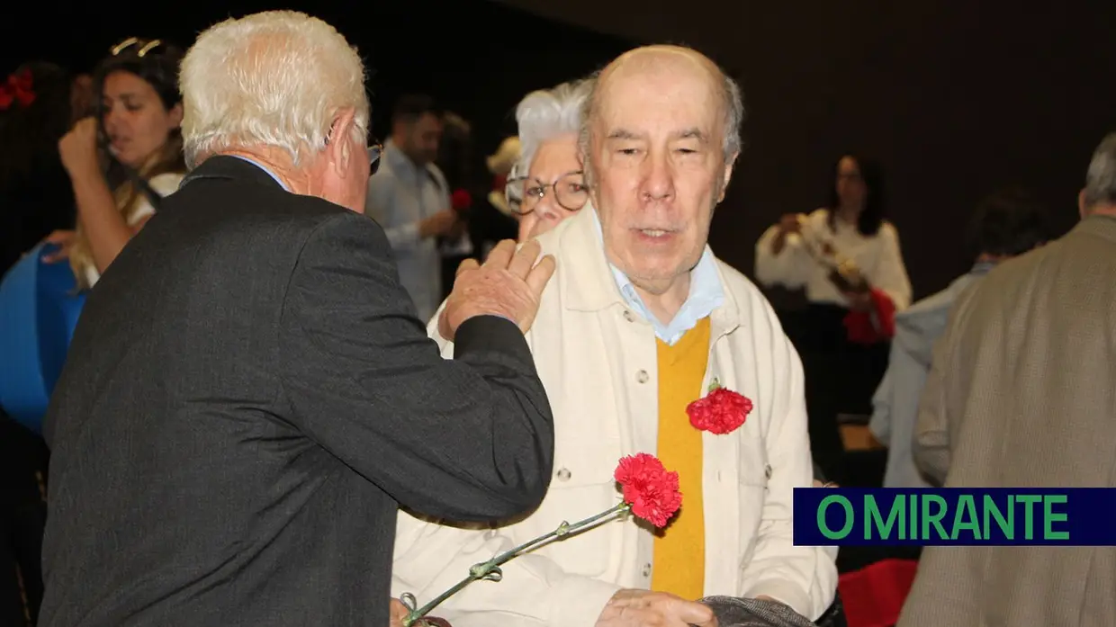 25 de Abril lembrado em Torres Novas como “responsabilidade que une todos”