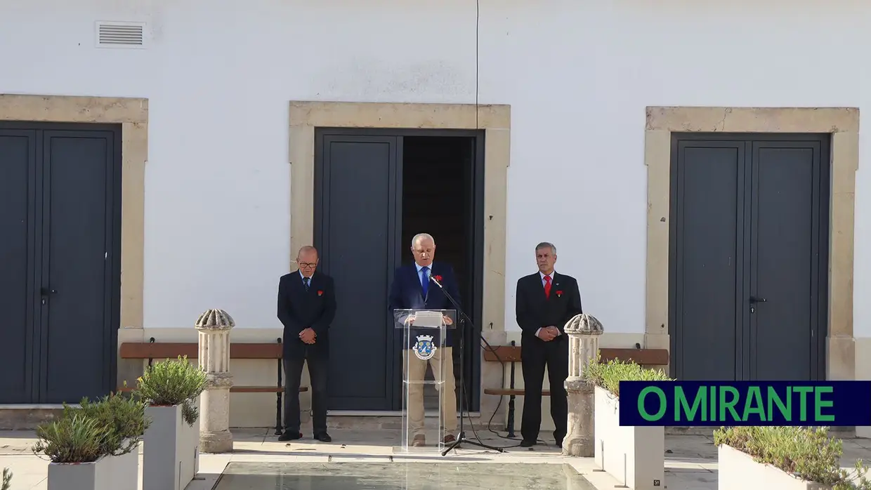 Vila Nova da Barquinha assinala 25 de Abril com cerimónias, desporto e música