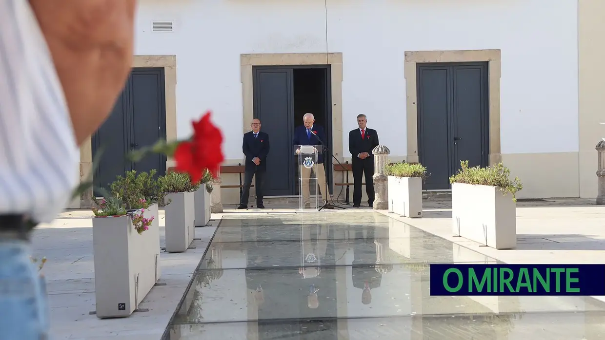 Vila Nova da Barquinha assinala 25 de Abril com cerimónias, desporto e música