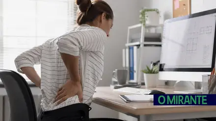Má postura no trabalho está a pesar na saúde dos trabalhadores
