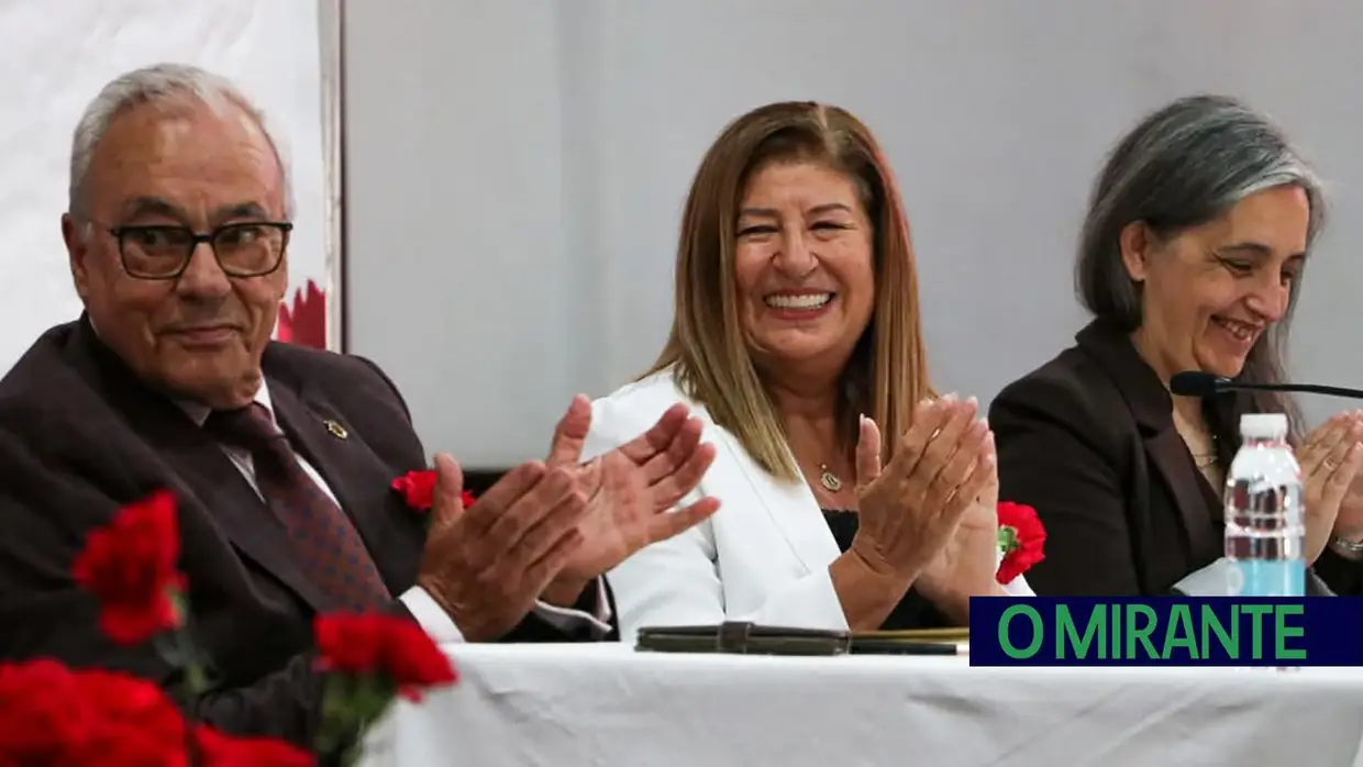 Arruda dos Vinhos celebra Abril com foco na reconstrução