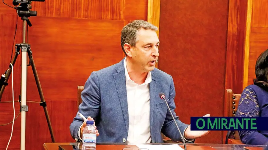 A arte de cavalgar toda a sela