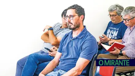 Pais pedem contas, mas reabilitação da escola de Minde continua presa à falta de financiamento