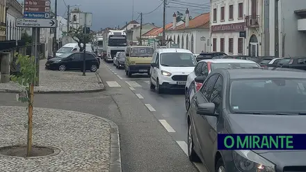 Máquina agrícola paralisa centro da Chamusca e expõe fragilidade da EN118