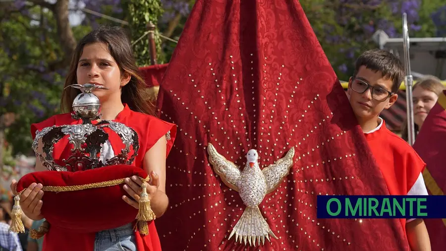 Alenquer celebra o Divino Espírito Santo até 24 de Maio