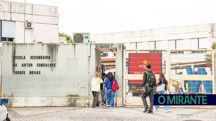 Pais exigem obras urgentes na Escola Artur Gonçalves em Torres Novas