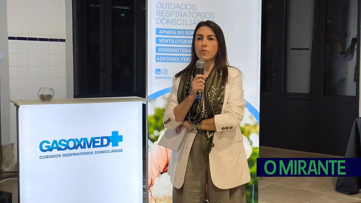 Exposição “Quando as Mulheres Dormem” aberta ao público no Mercado Municipal de Santarém