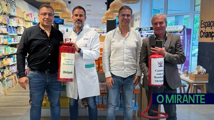 Caminhada solidária angaria 1.475 euros para os Bombeiros Torrejanos