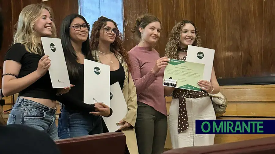 Alunas do Cartaxo vencem concurso nacional de promoção da cidadania