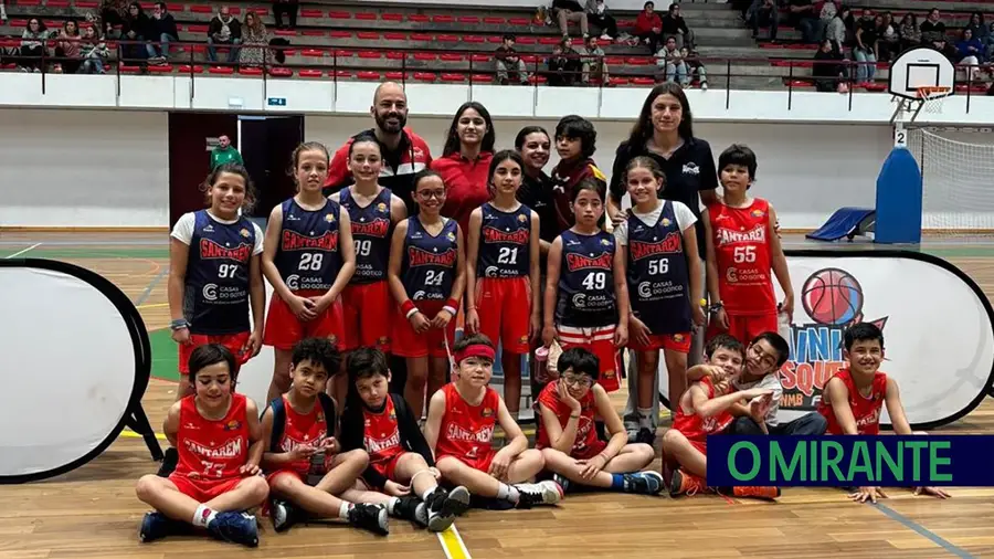 Mais de cem crianças disputaram torneio de basquetebol em Santarém