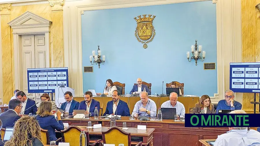 Assembleia Municipal de Santarém com entrada controlada pela GNR
