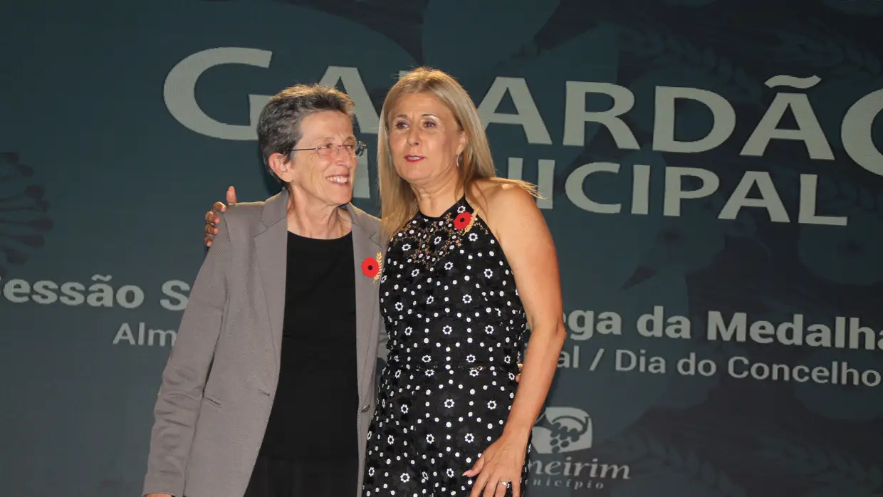 Almeirim devolve dignidade ao feriado municipal da Ascensão e valoriza medalhas municipais