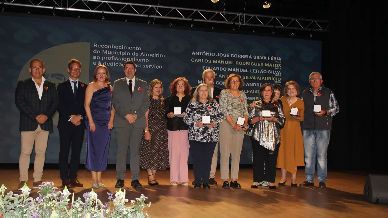 Almeirim devolve dignidade ao feriado municipal da Ascensão e valoriza medalhas municipais