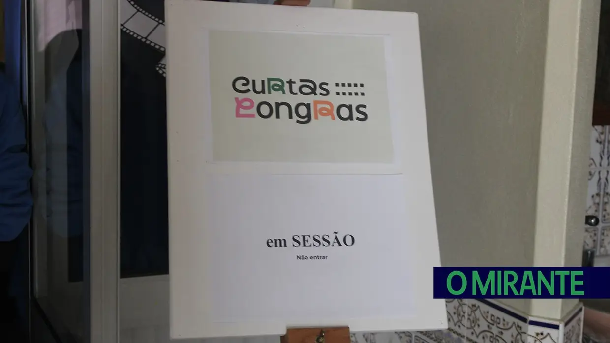 Colectivo Na Gruta leva mostra de curtas-metragens à aldeia da Longra em Tomar