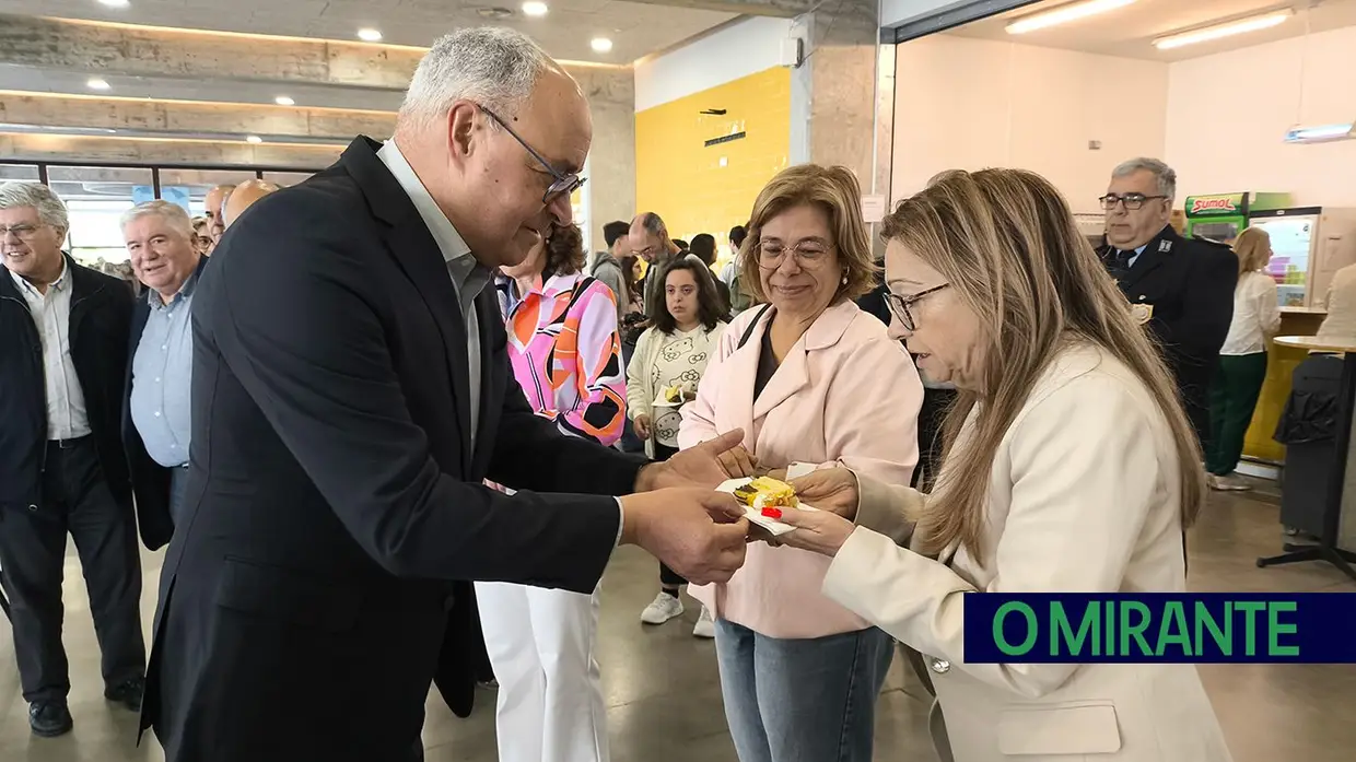 A Escola Secundária Jácome Ratton assinala o seu 142.º aniversário