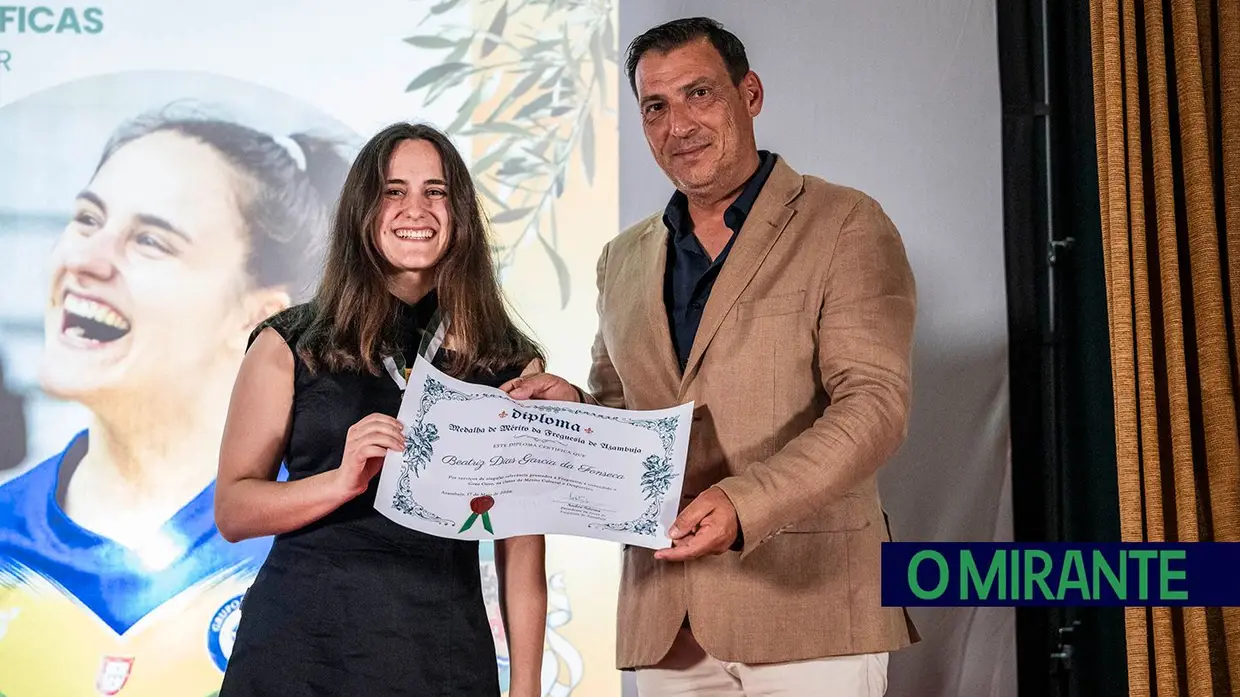 Junta de Azambuja distinguiu mérito de quem contribuiu para a freguesia