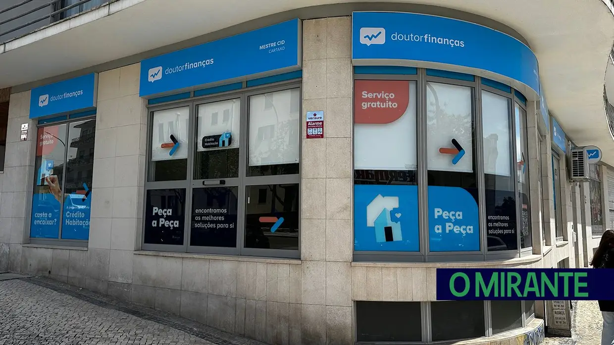 Doutor Finanças Mestre Cid já abriu no Cartaxo