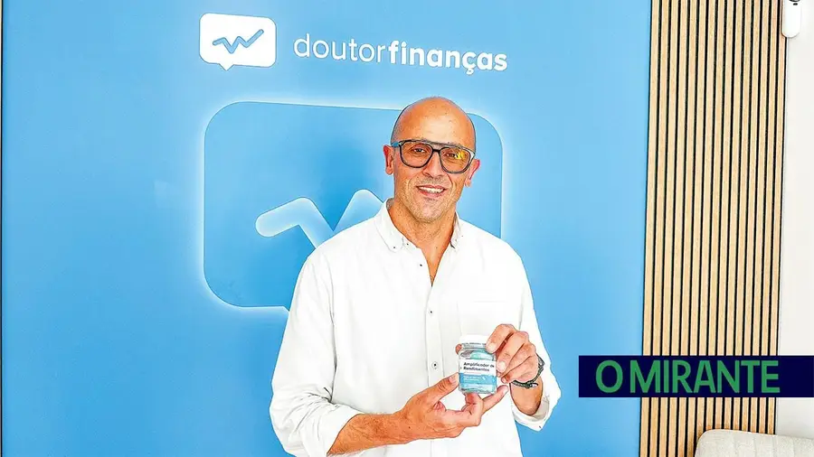 Doutor Finanças Mestre Cid já abriu no Cartaxo