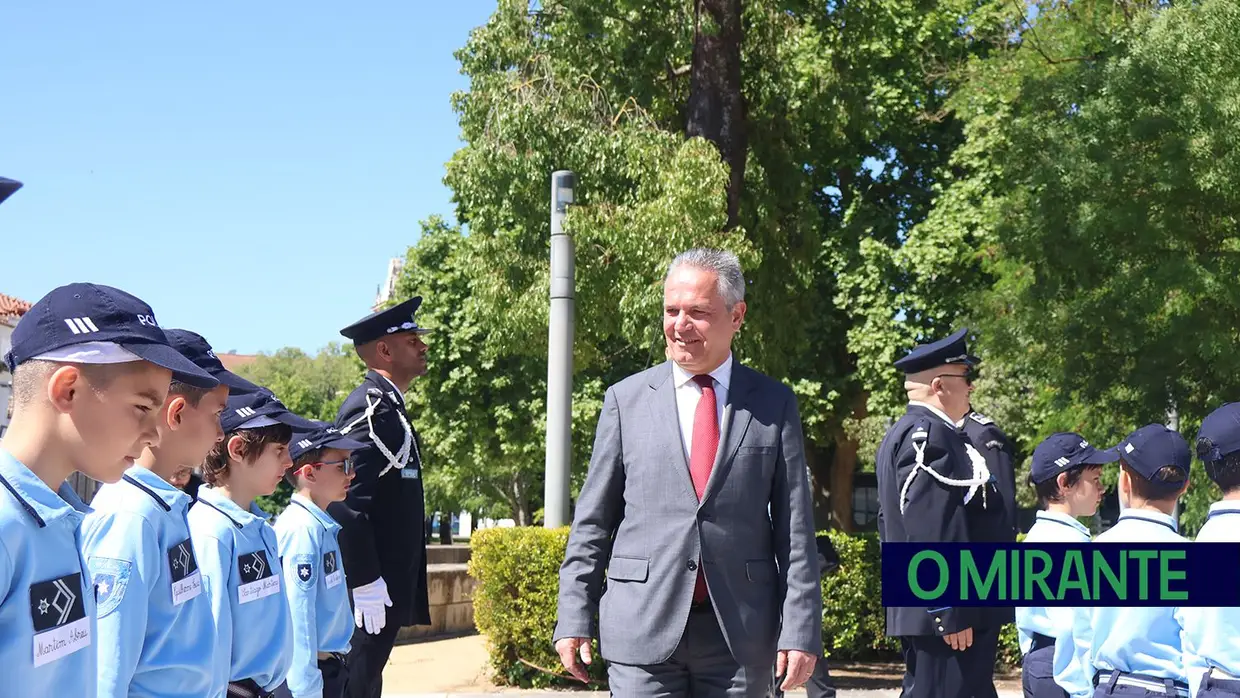 PSP distingue Câmara de Santarém com medalha de ouro por cooperação na segurança pública