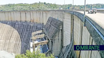 Obras em Castelo de Bode adiadas para evitar rombo no turismo de Verão
