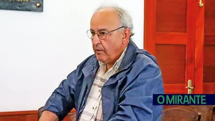 Munícipe indignado exige obras em rua degradada de Alcanena