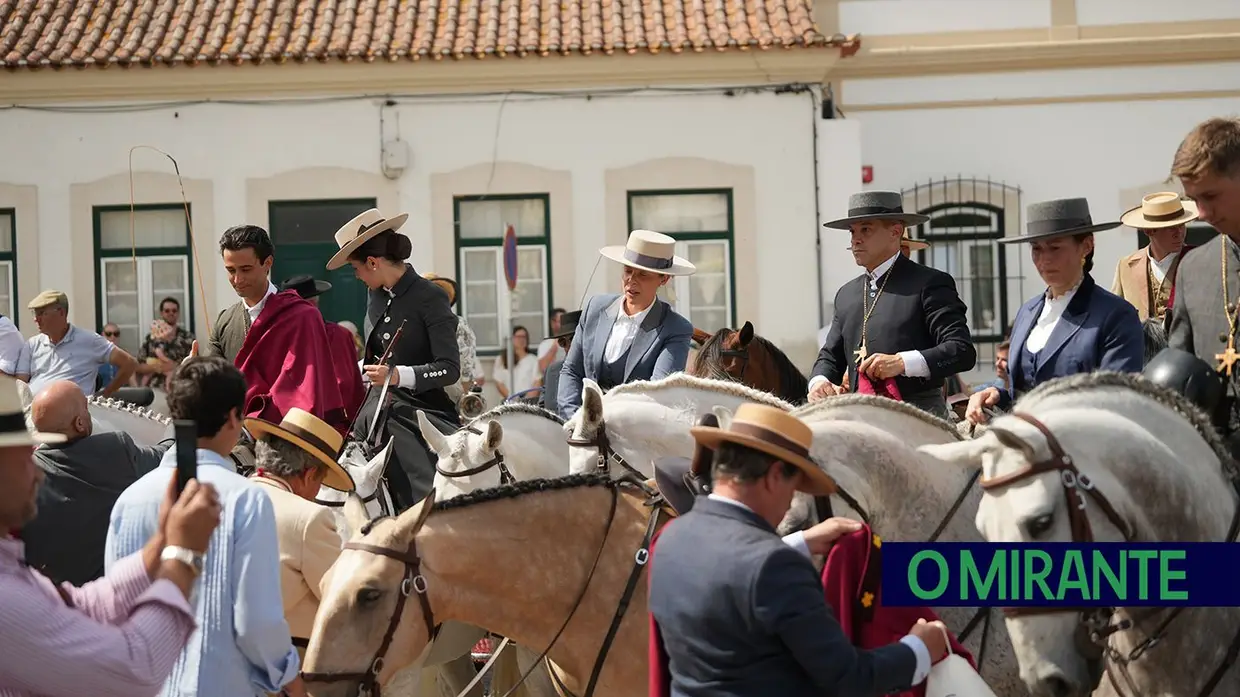 Romaria a São Martinho marca regresso da tradição equestre à Golegã
