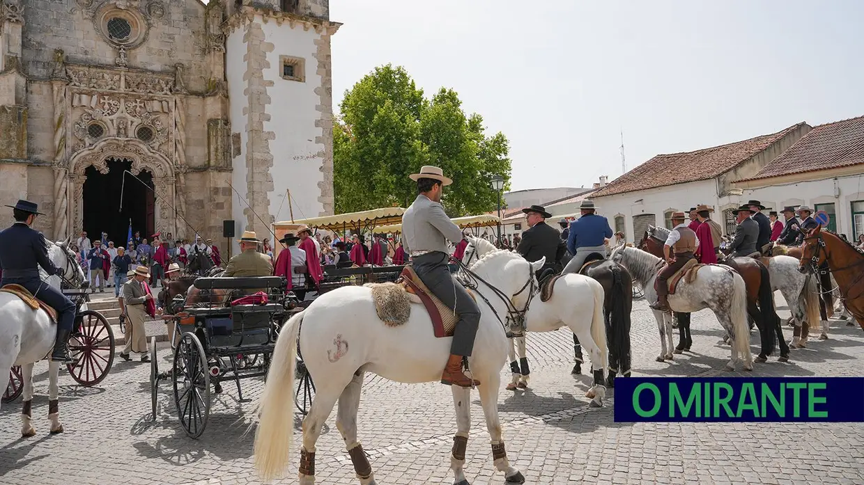 Romaria a São Martinho marca regresso da tradição equestre à Golegã