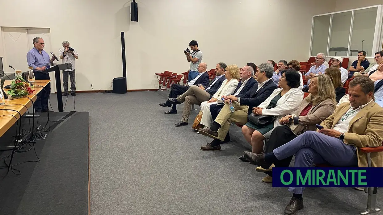 Poder local é uma peça fundamental na transformação do país