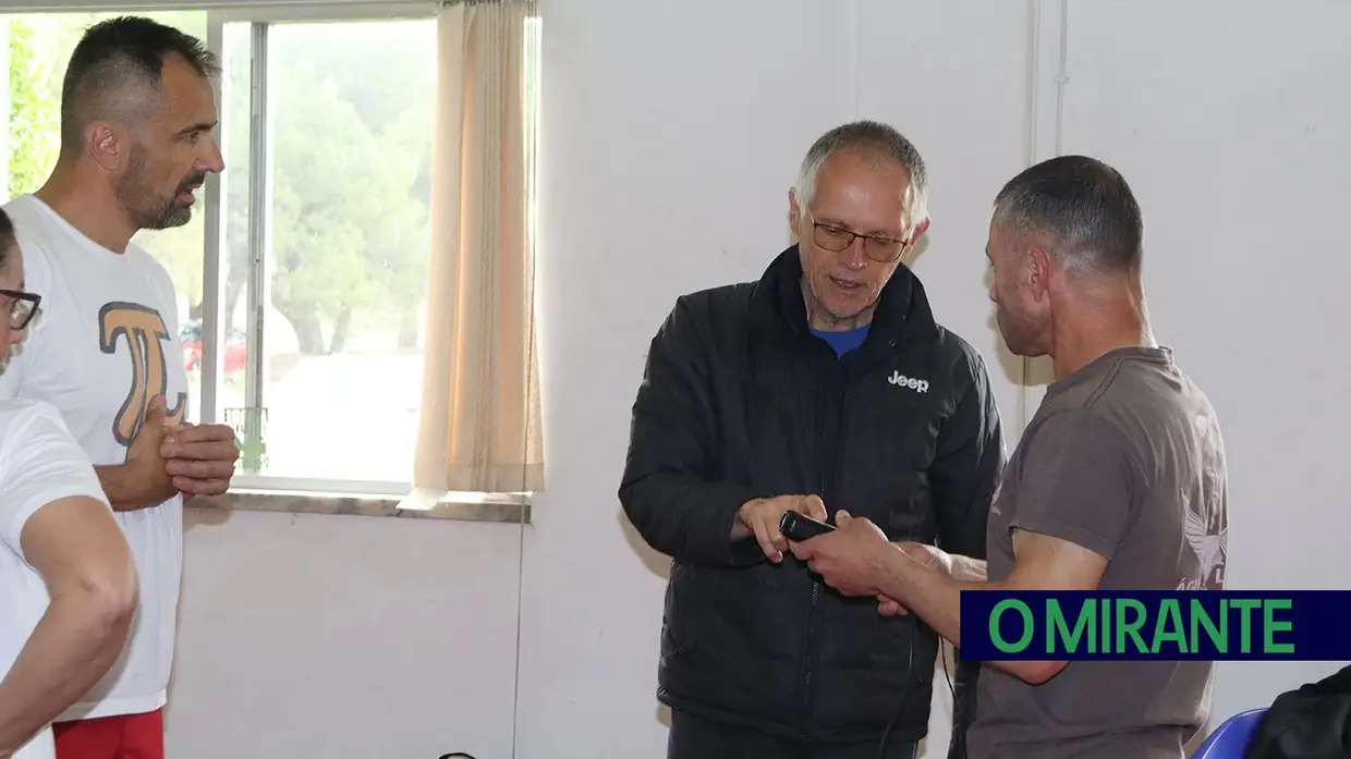 Carlos Tavares saltou de paraquedas a convite do centro social da Póvoa de Santarém