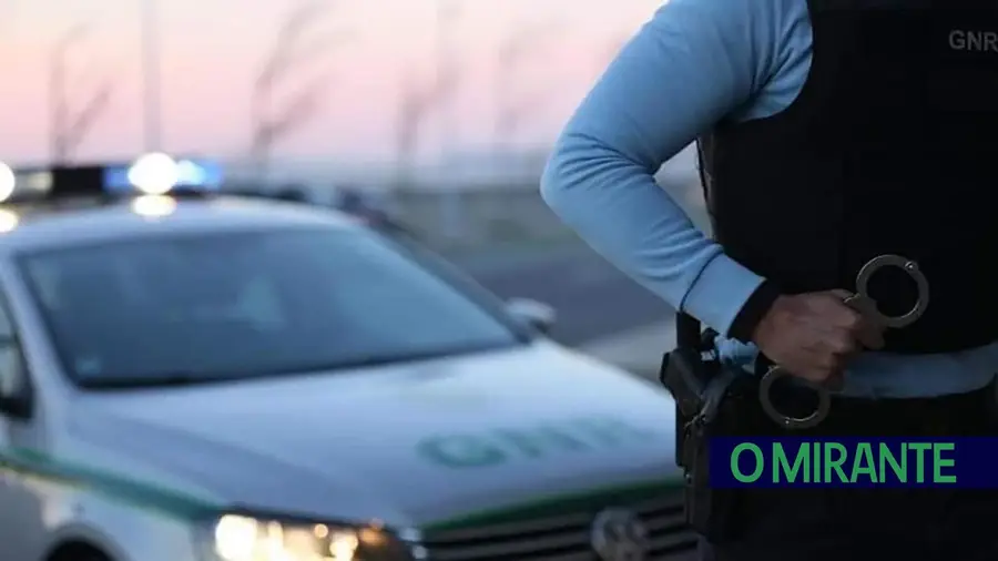 gnr preso detencao prisao ilustrativ
