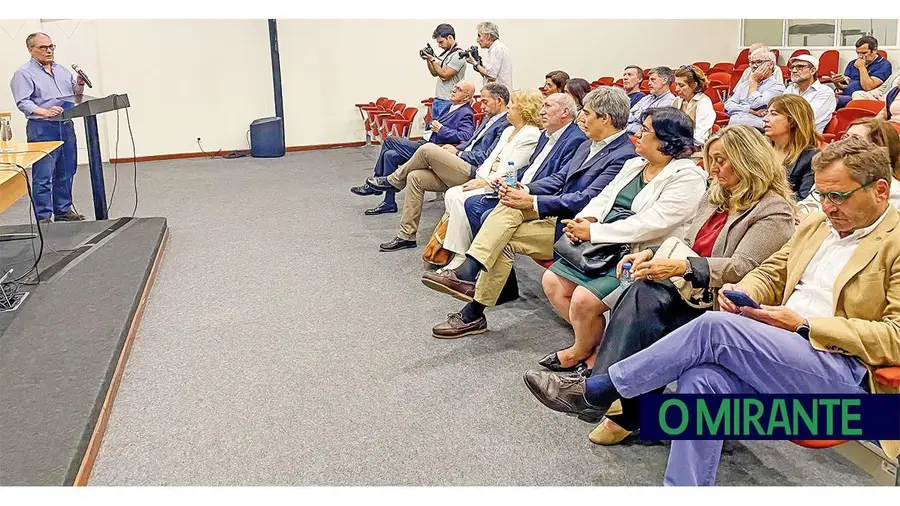 O poder local mudou a face do país e é uma das instituições em que os portugueses mais confiam