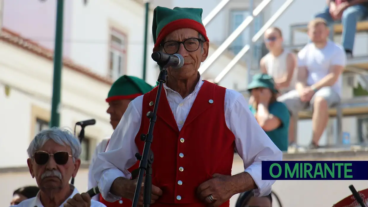 “É Maio, migo, é Maio”: Azambuja vive a festa que une gerações e celebra a alma ribatejana