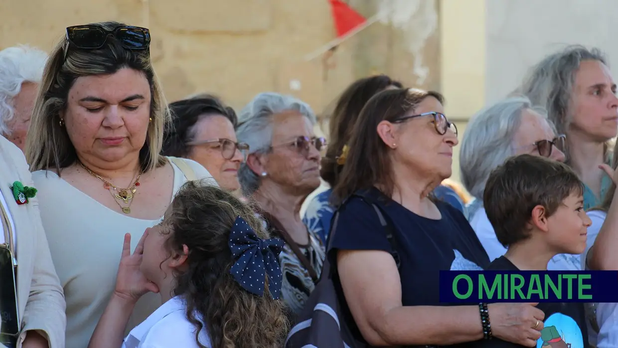 “É Maio, migo, é Maio”: Azambuja vive a festa que une gerações e celebra a alma ribatejana