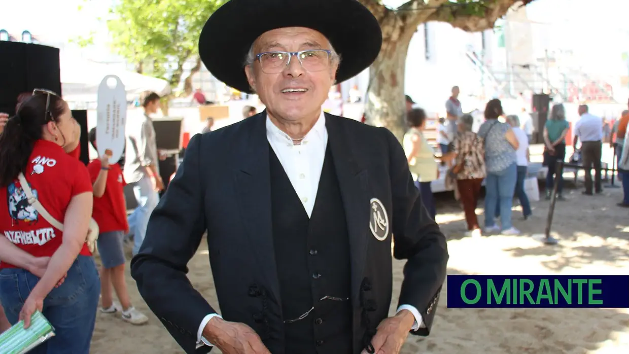 “É Maio, migo, é Maio”: Azambuja vive a festa que une gerações e celebra a alma ribatejana