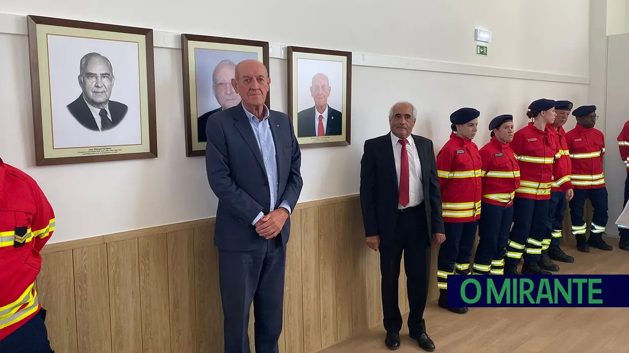 Livro e homenagens nos 155 anos dos Bombeiros Voluntários de Santarém